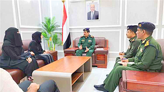 وزيرة التخطيط أفراح الزوبة خلال لقاءها وزير الداخلية اللواء الركن إبراهيم حيدان